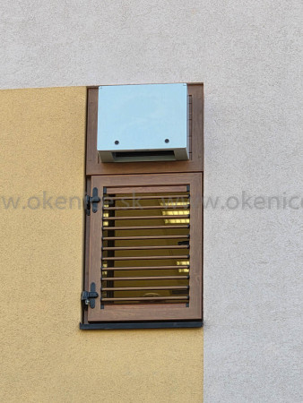 Pohyblivé lamely+ventilátor_pred-okenný rám_zlatý dub